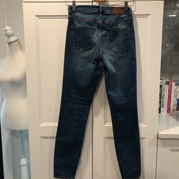 Madewell distressed high riser skinny jeans - Picture 2 of 15